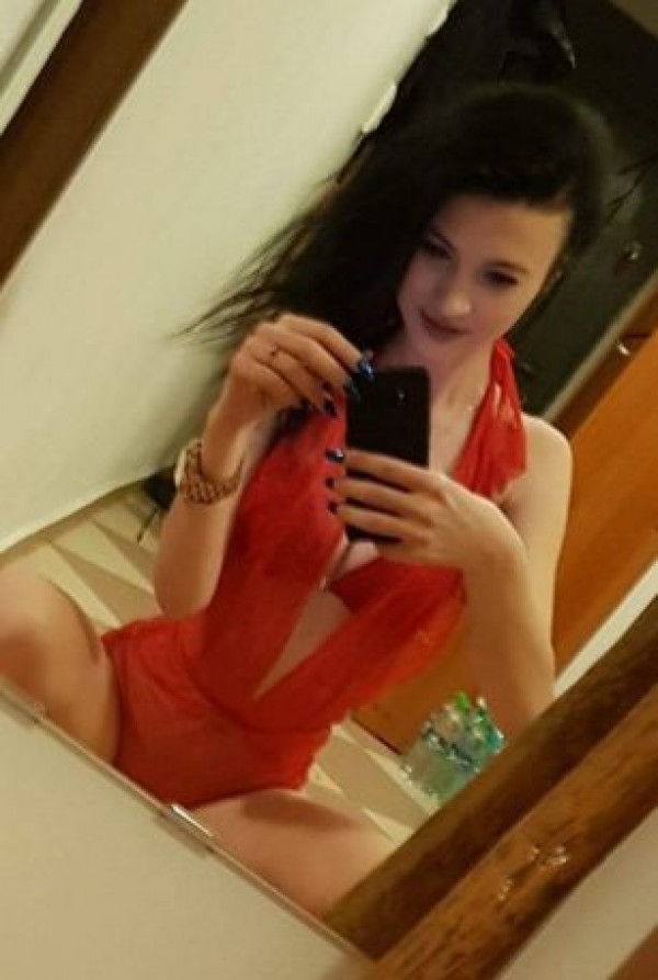 escorts Conwy: DO I PUT YOU? I AM GREAT, AMATEUR WITH BEAUTIFUL TITS TO SERVE YOU
