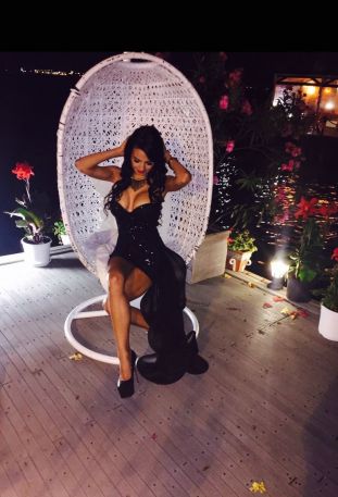 Virtual Services Dorset: HELLO SWEETBOY I’M A VIRTUAL ESCORT, PERVERTED WITH HIPS I’M ALL NATURAL