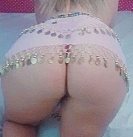 Erotic Massages Berkshire: COME TO MY HOTEL I AM PURE FIRE A GOOD BODY WITH A TIGHT PUSSY TO TOUCH YOU