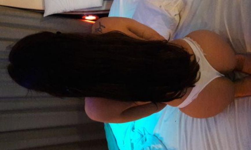 Erotic Massages City of Edinburgh: SENSUAL MASSAGE? I AM A WOMAN, SEDUCTIVE WITH PRETTY HANDS FOR YOU